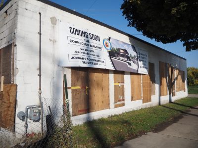 星期五照片:新啤酒厂小径连接器大楼